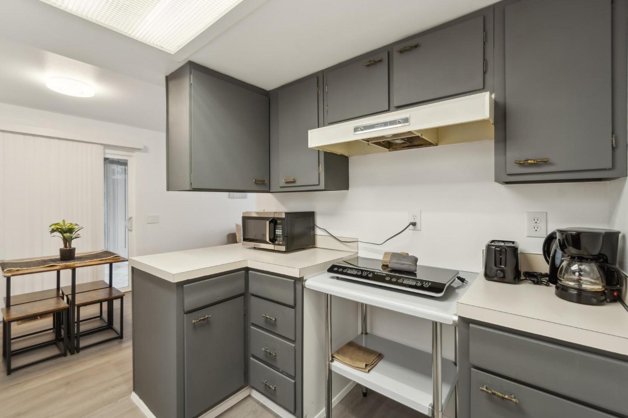 Central Bellevue Retreat Ngoại thất bức ảnh